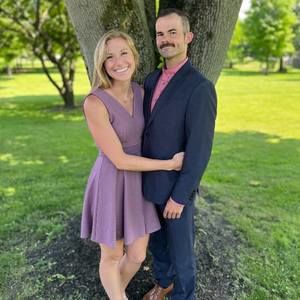 Meet your Posher, Caitlin